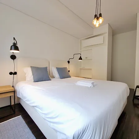 Apartmán Mbird Riverside 2bd Flat With Garage *