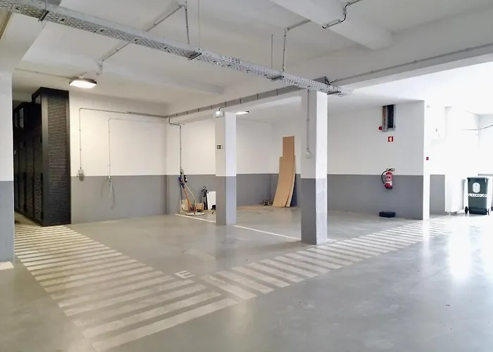 Mbird Riverside 2bd Flat With Garage