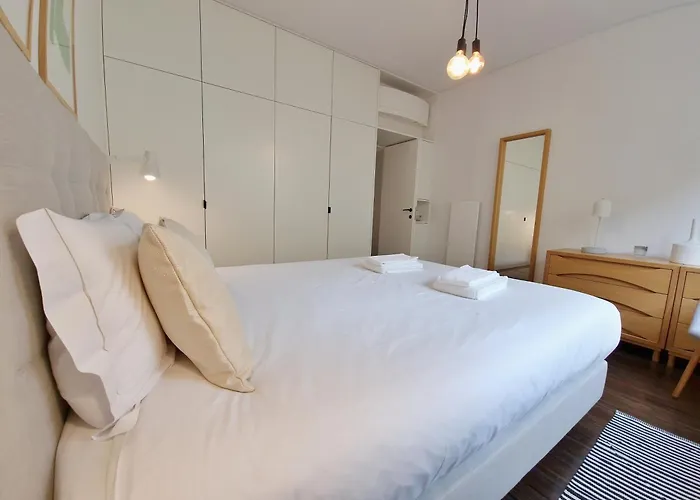 Mbird Riverside 2bd Flat With Garage شقة Lisboa