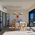 Mbird Riverside 2bd Flat With Garage Apartament *